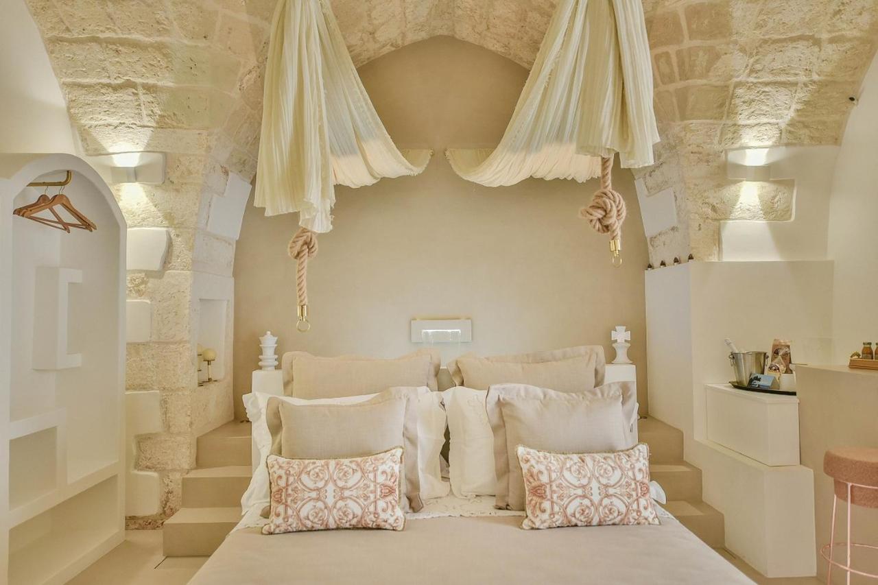 Eurydice Suite With Infinity Jacuzzi Ostuni Exteriér fotografie