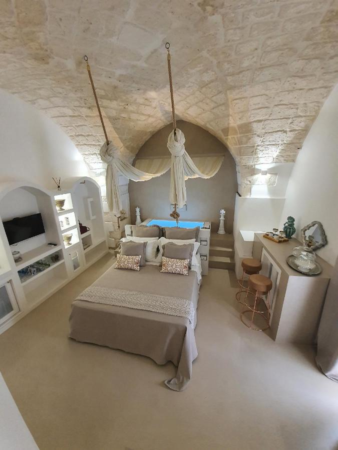Eurydice Suite With Infinity Jacuzzi Ostuni Exteriér fotografie