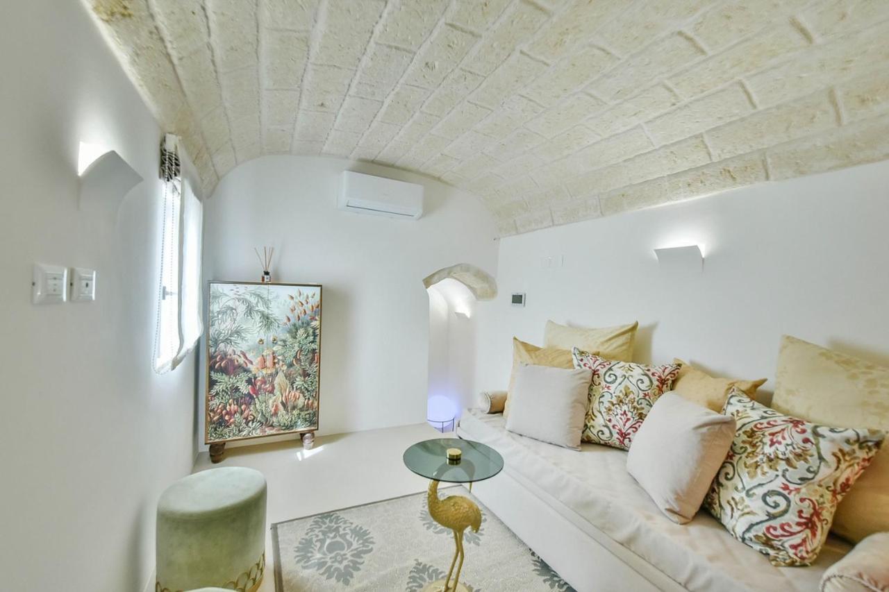 Eurydice Suite With Infinity Jacuzzi Ostuni Exteriér fotografie